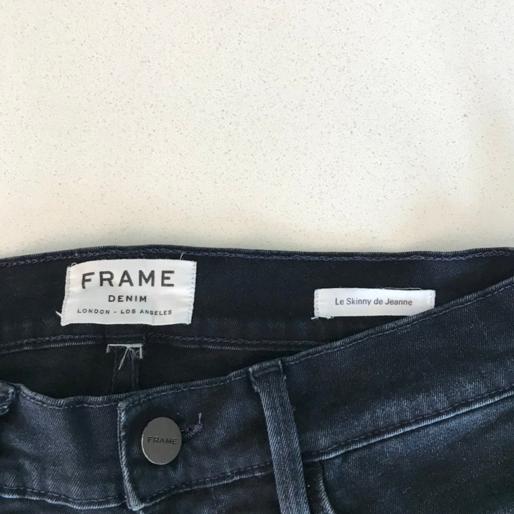 Frame Le Skinny De Jeanne
